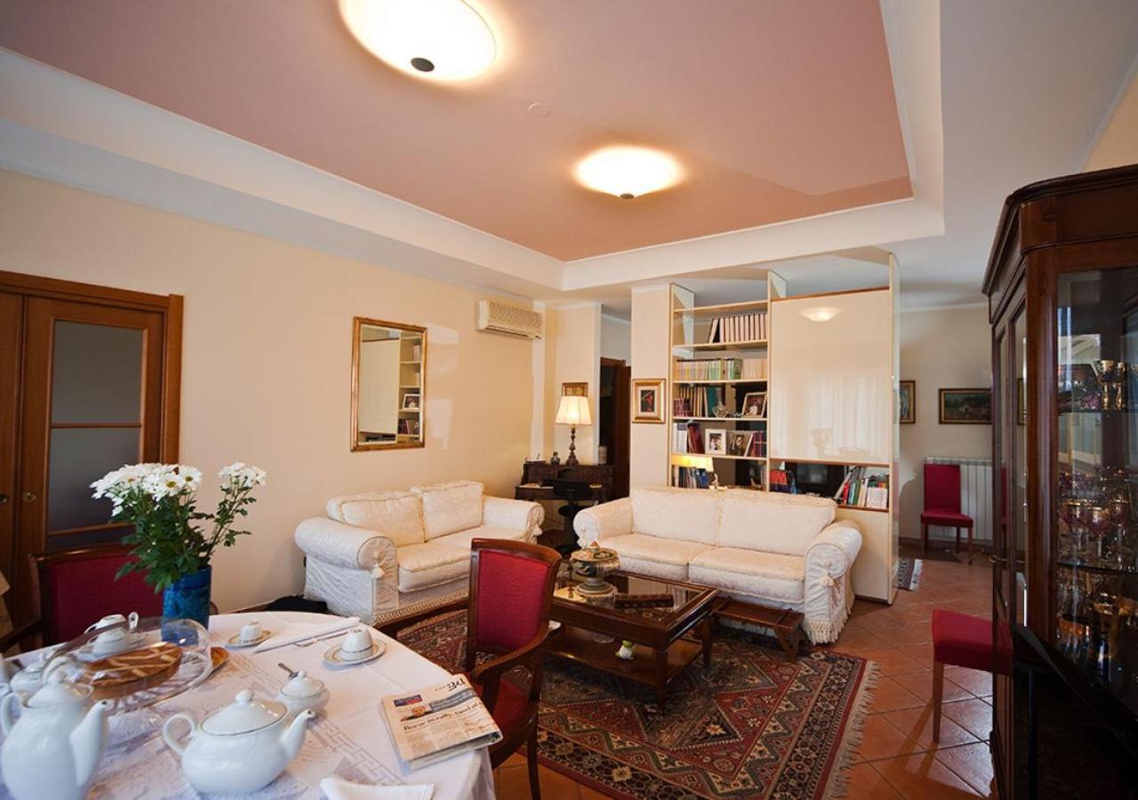 Bed and Breakfast Napoli Porta Di Mare Екстер'єр фото